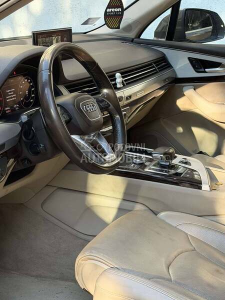 Audi Q7 3.0