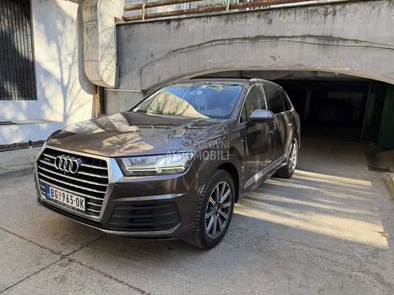 Audi Q7 3.0