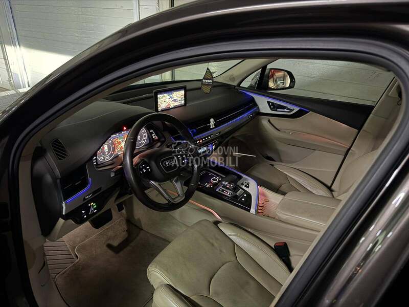Audi Q7 3.0