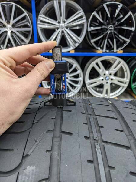 Pirelli 285/30 R20 Letnja