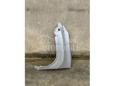 Prednji Levi Blatobran Krilo za Toyota Yaris Cross od 2020. do 2026. god.