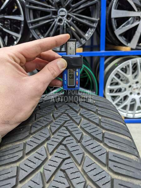 Continental 205/55 R16 Zimska