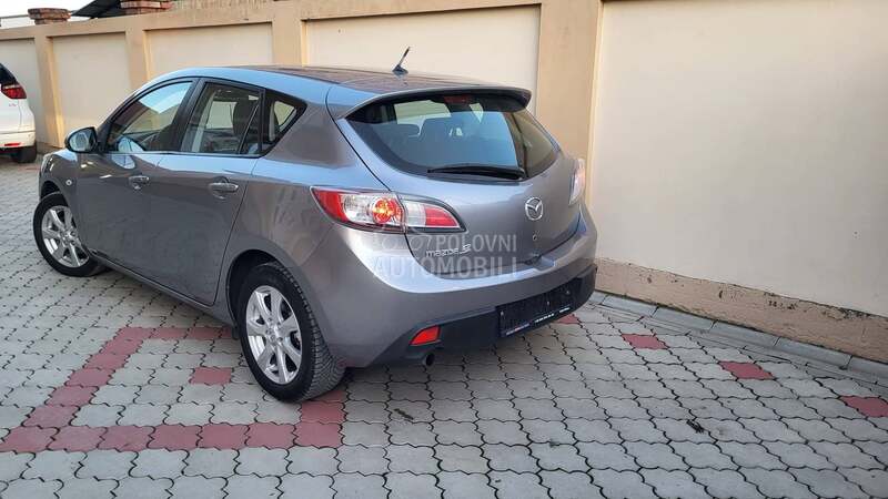 Mazda 3 1.6 Ben/TOOP