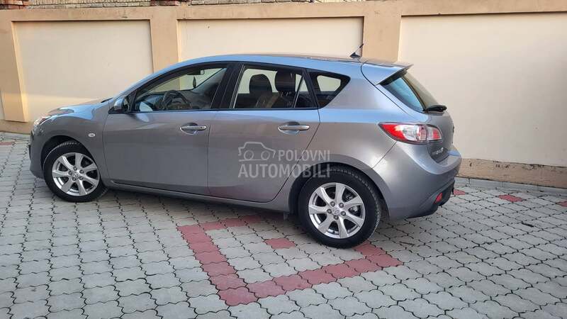 Mazda 3 1.6 Ben/TOOP
