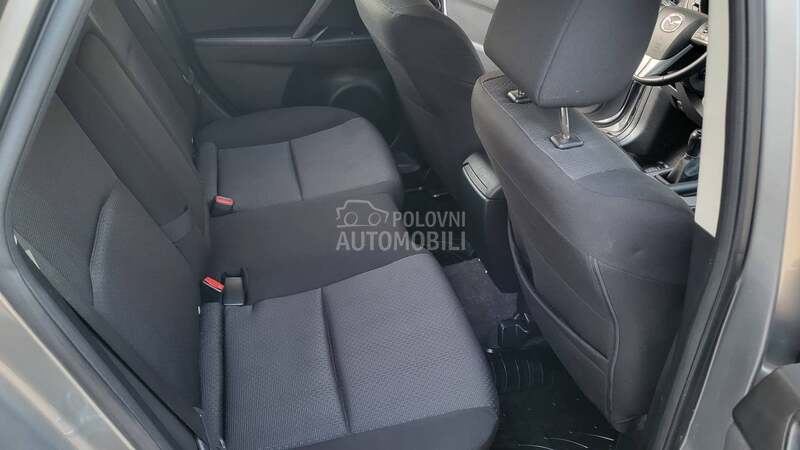 Mazda 3 1.6 Ben/TOOP