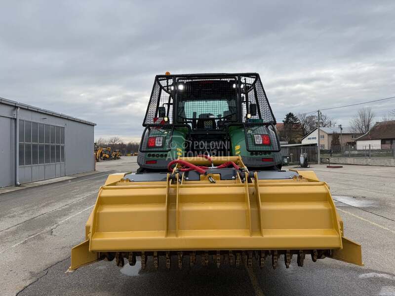 Fendt 1050 šumski mulčer