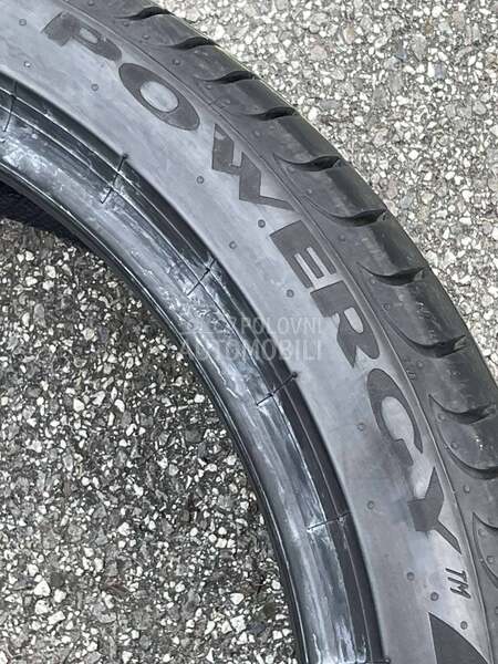 Pirelli 225/40 R19 Letnja