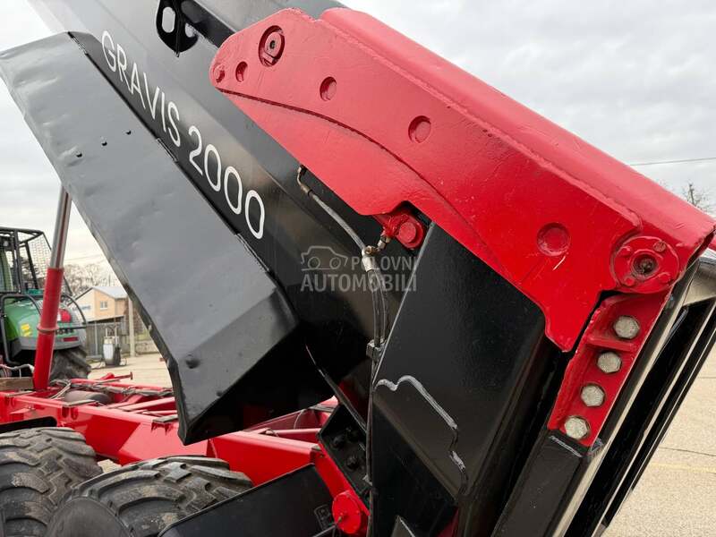 Farmtrac Gravis 2000