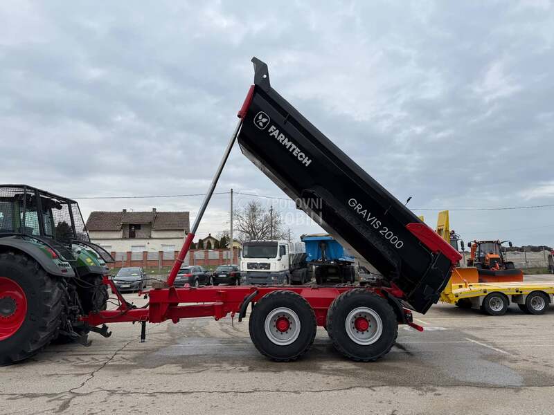 Farmtrac Gravis 2000