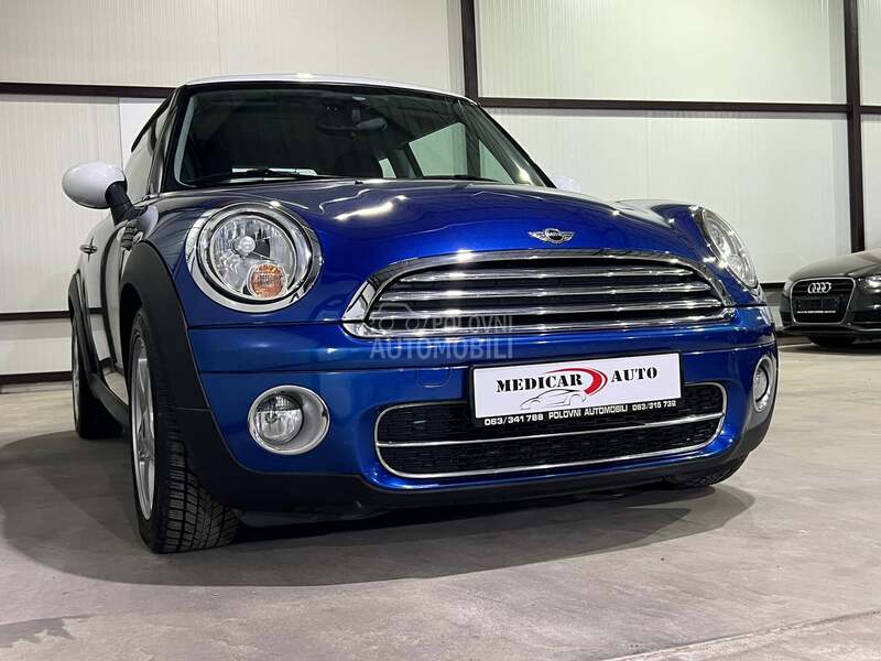 MINI Cooper 