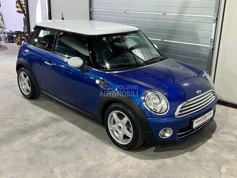 MINI Cooper 