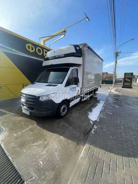 Mercedes Benz SPRINTER
