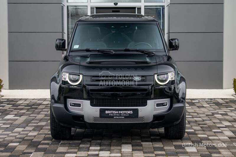 Land Rover Defender 