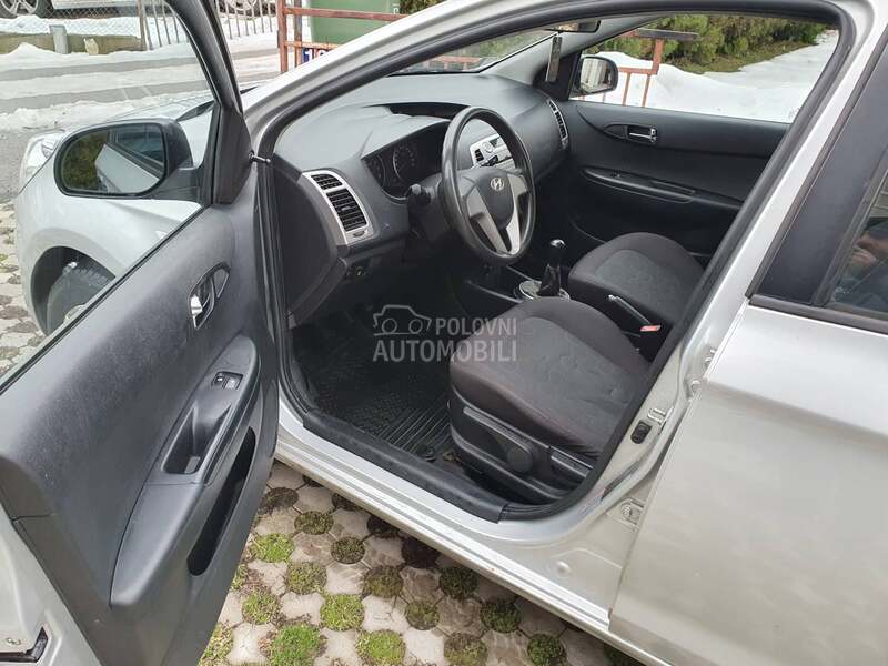 Hyundai i20 