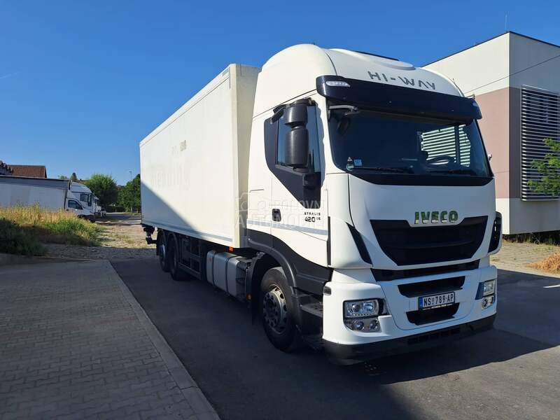 Iveco Stralis 26s420