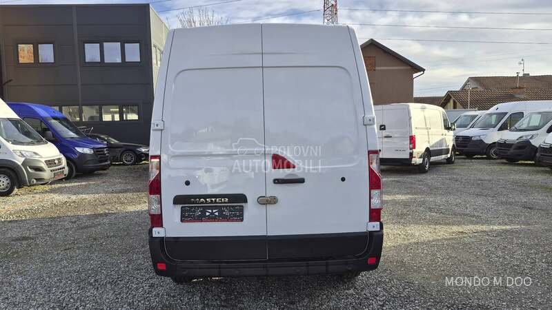 Renault Master 2.3dci L2H2