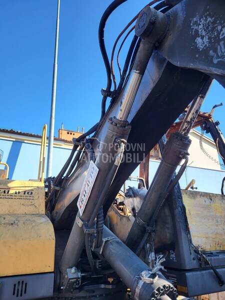 Boom cilindar za Volvo EW160E, EW160D
