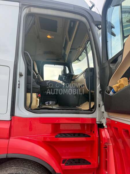 Mercedes Benz Actros 1845