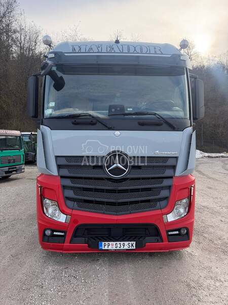 Mercedes Benz Actros 1845