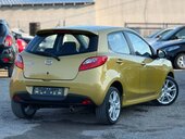 Mazda 2 1.5 SPORT SWlSS