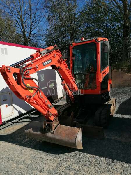 Doosan DX27z