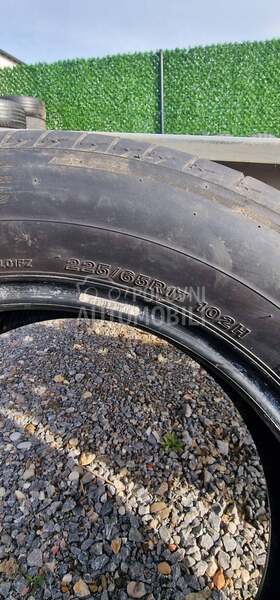 Bridgestone 225/65 R17 Letnja