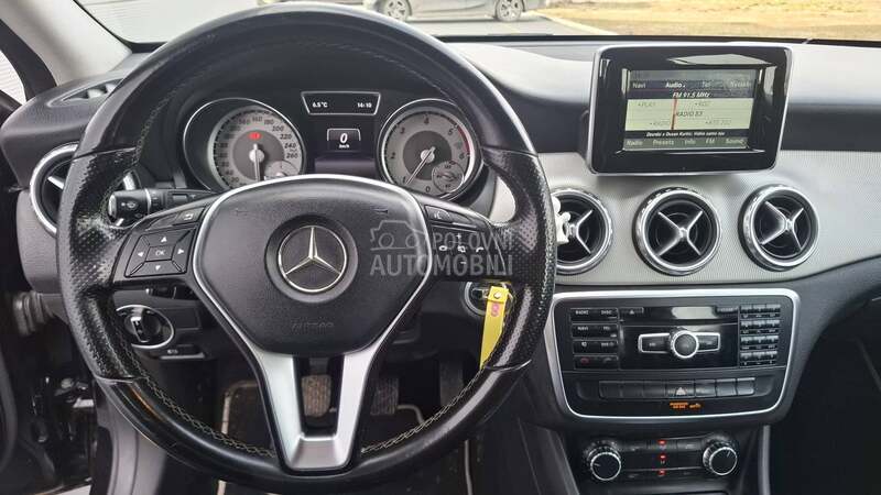 Mercedes Benz GLA 200 CDI
