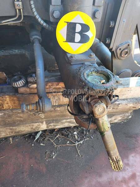 Prednja osovina za Volvo bagere