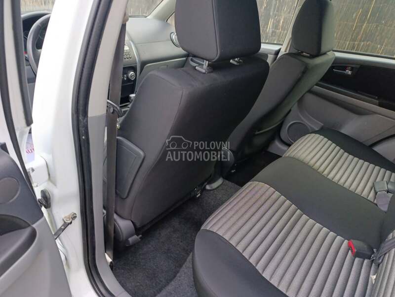 Suzuki SX4 4 x 4