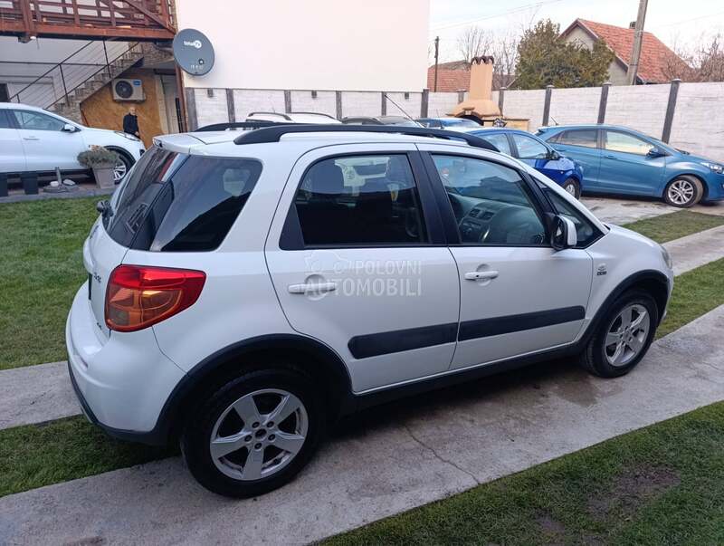 Suzuki SX4 4 x 4