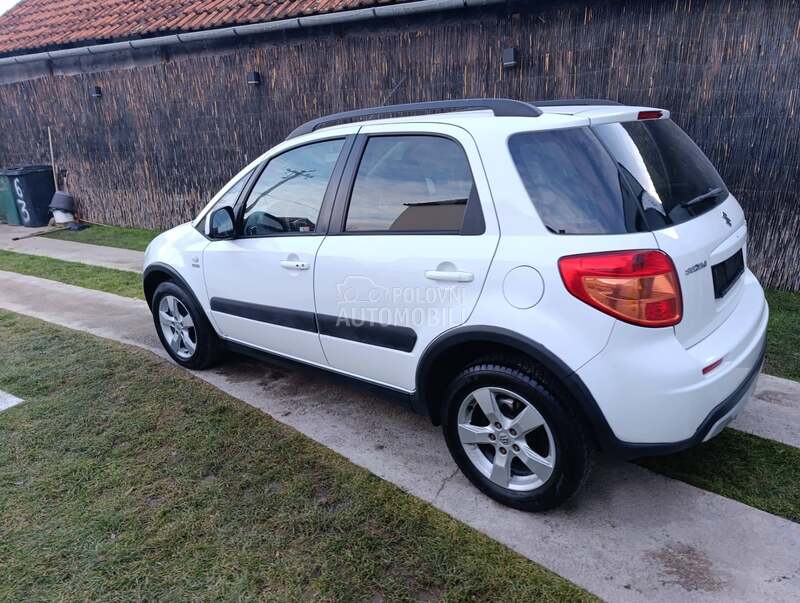 Suzuki SX4 4 x 4