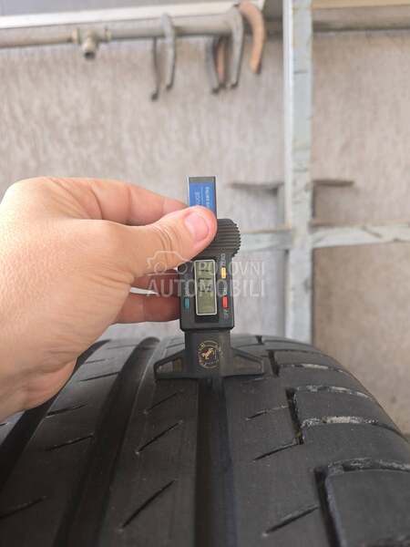 Continental 255/55 R19 Letnja