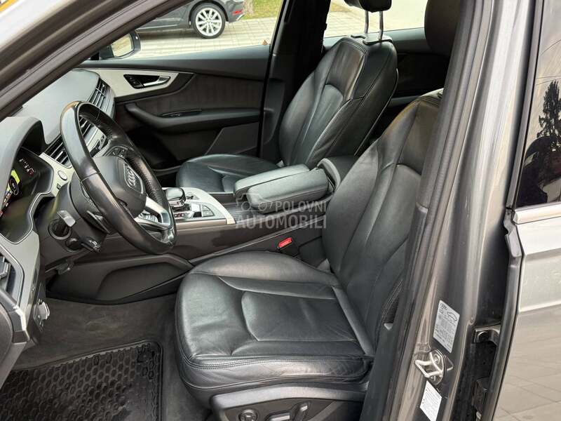 Audi Q7 e tron ful