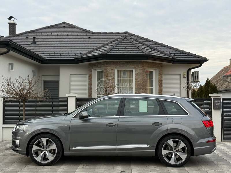 Audi Q7 e tron ful