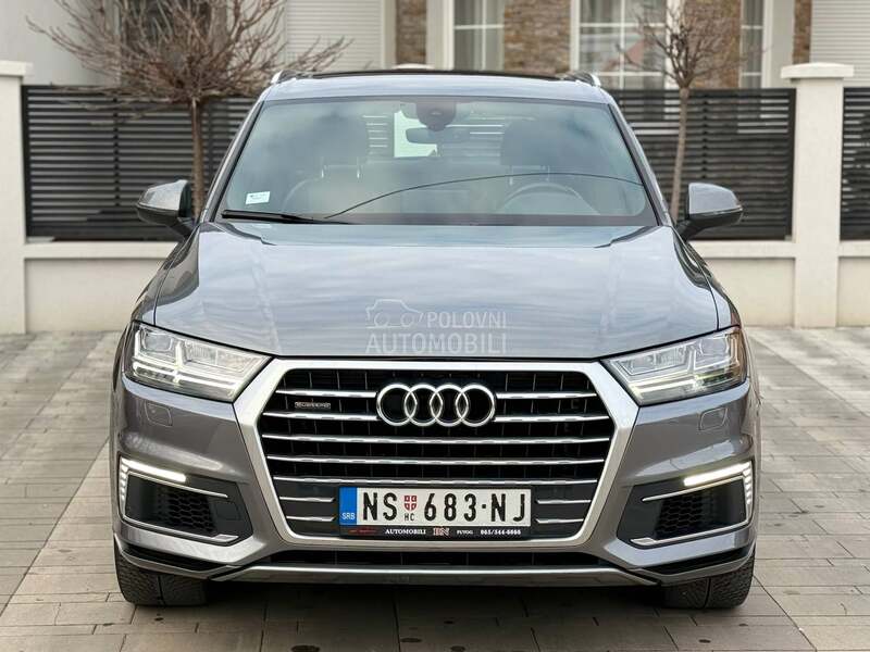 Audi Q7 e tron ful
