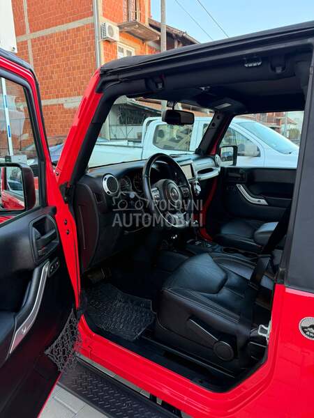 Jeep Wrangler 3.6 SAHARA