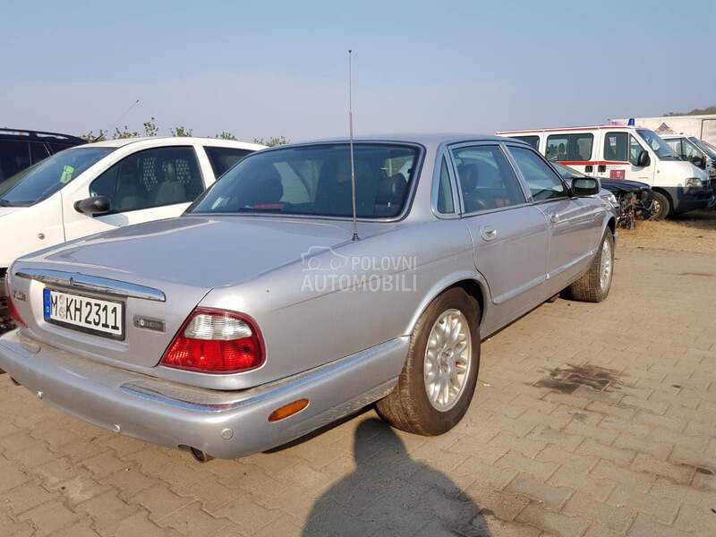 Jaguar XJ8 3,2v8
