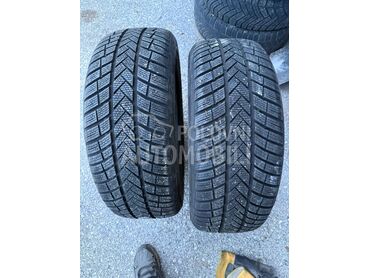 Vredestein 205/55 R17 Zimska