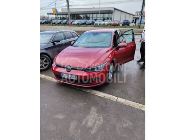 Volkswagen Golf 8 1.0