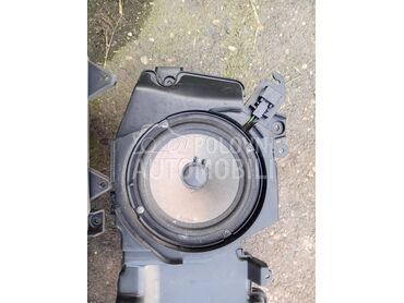 prednji zvucnici za Audi A6