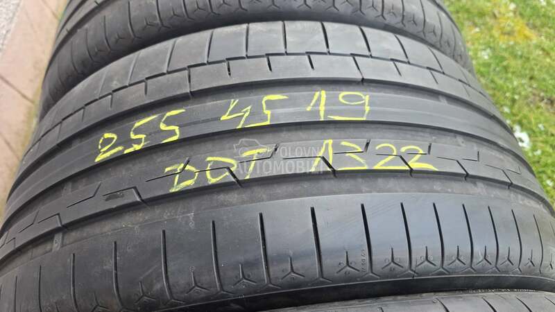 Continental 255/45 R19 Letnja
