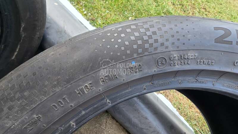 Continental 255/45 R19 Letnja