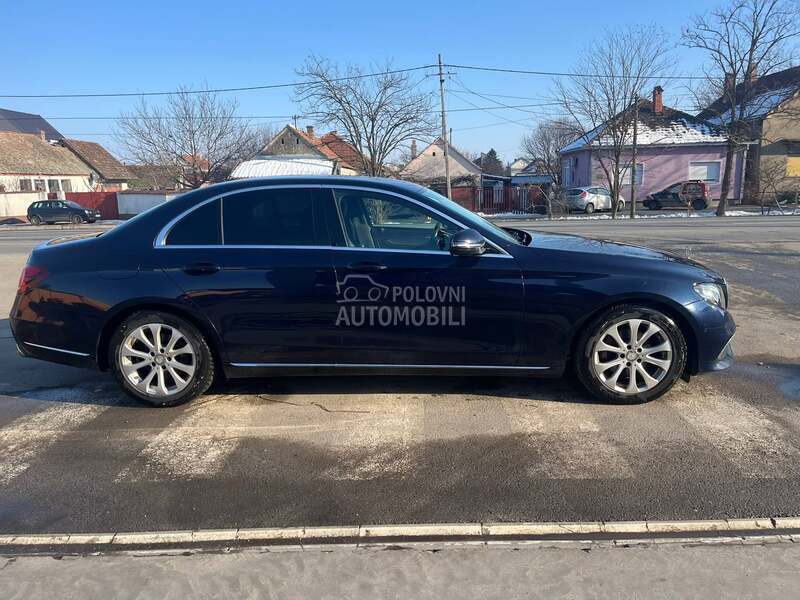 Mercedes Benz E 220 