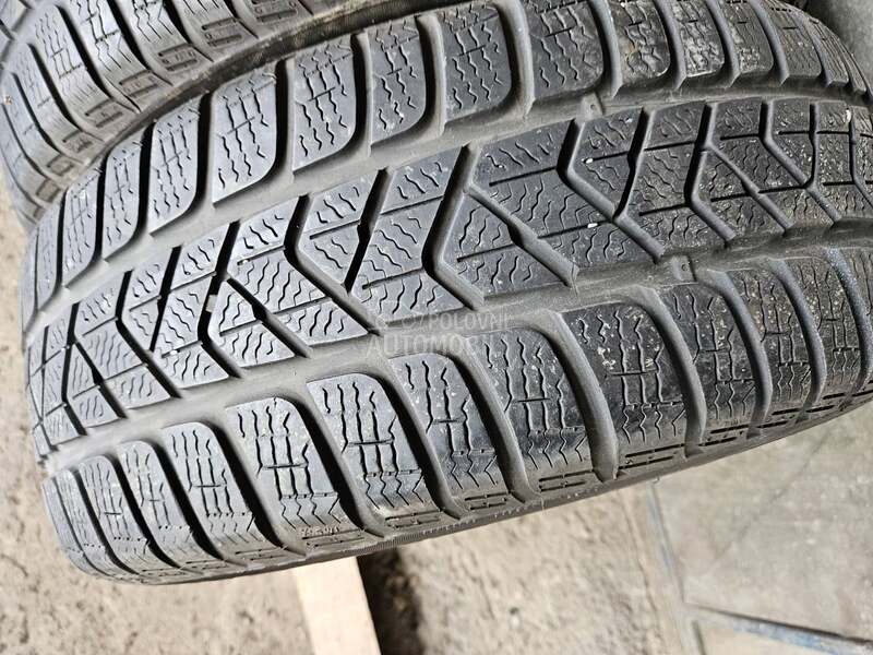 Pirelli 215/60 R16 Sve sezone