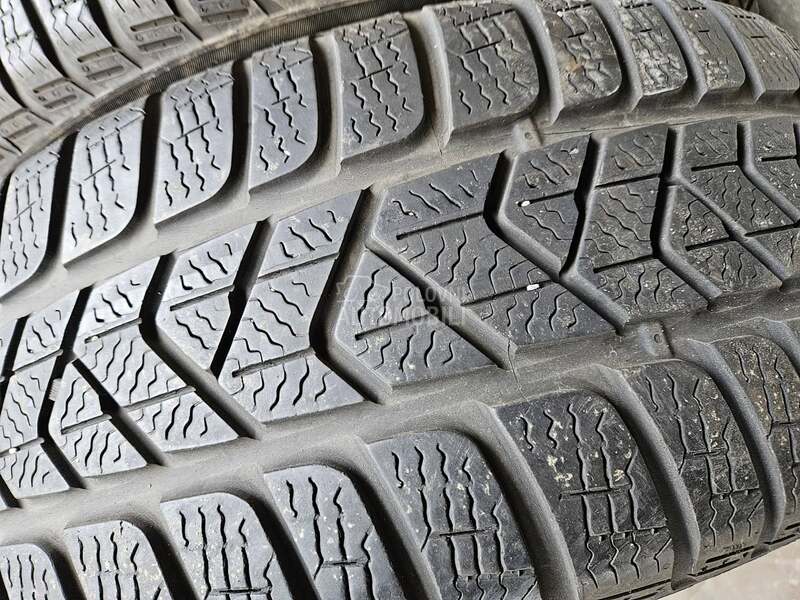 Pirelli 215/60 R16 Sve sezone