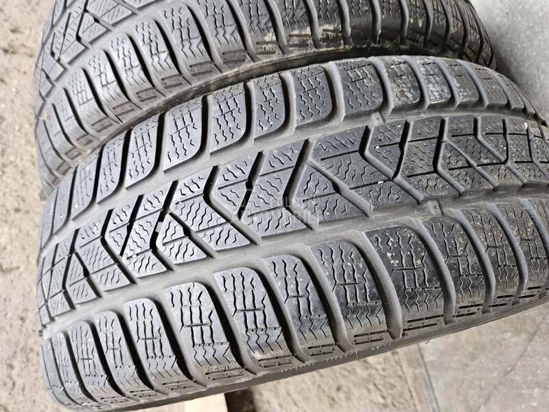 Pirelli 215/60 R16 Sve sezone