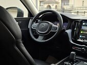 Volvo XC60 2.0B4/MOMEN/HYBRID