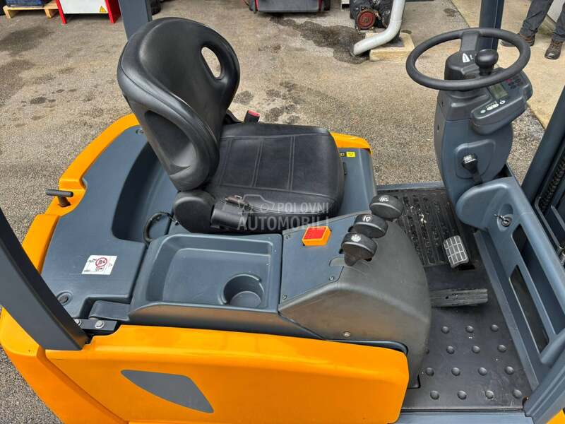 Jungheinrich EFG216 kn