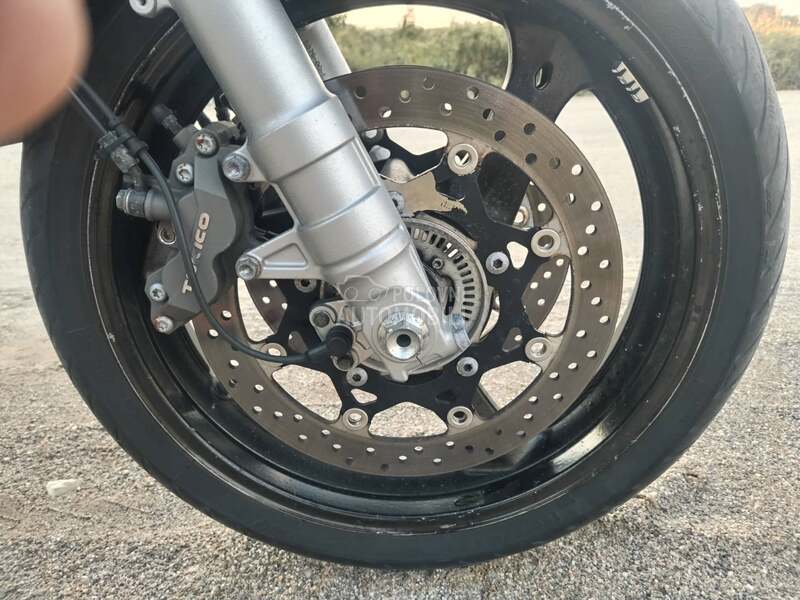 Suzuki GSF 1200A Bandit ABS