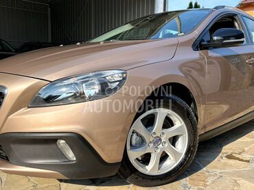 Volvo V40 CROSS COUNTRY/T0P